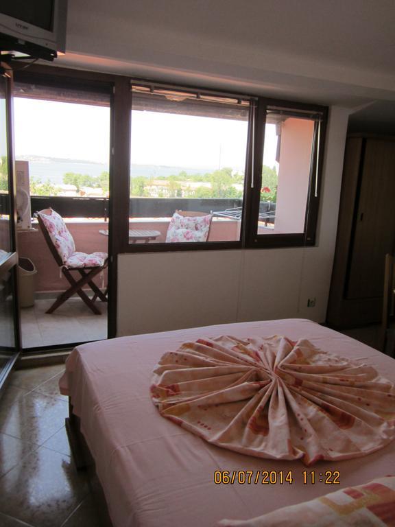 Guesthouse Olimp Sozopol Bilik gambar